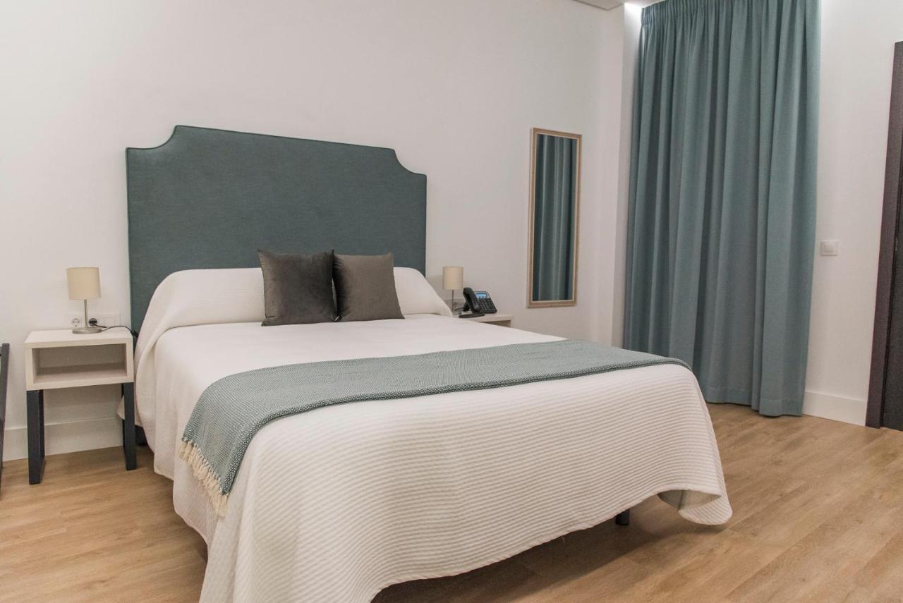 Gm Hotel Marchena  Exterior photo
