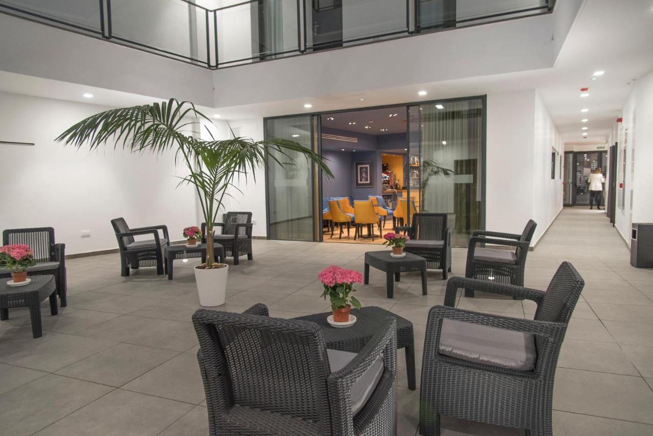 Gm Hotel Marchena  Exterior photo