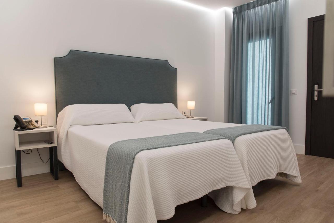Gm Hotel Marchena  Exterior photo